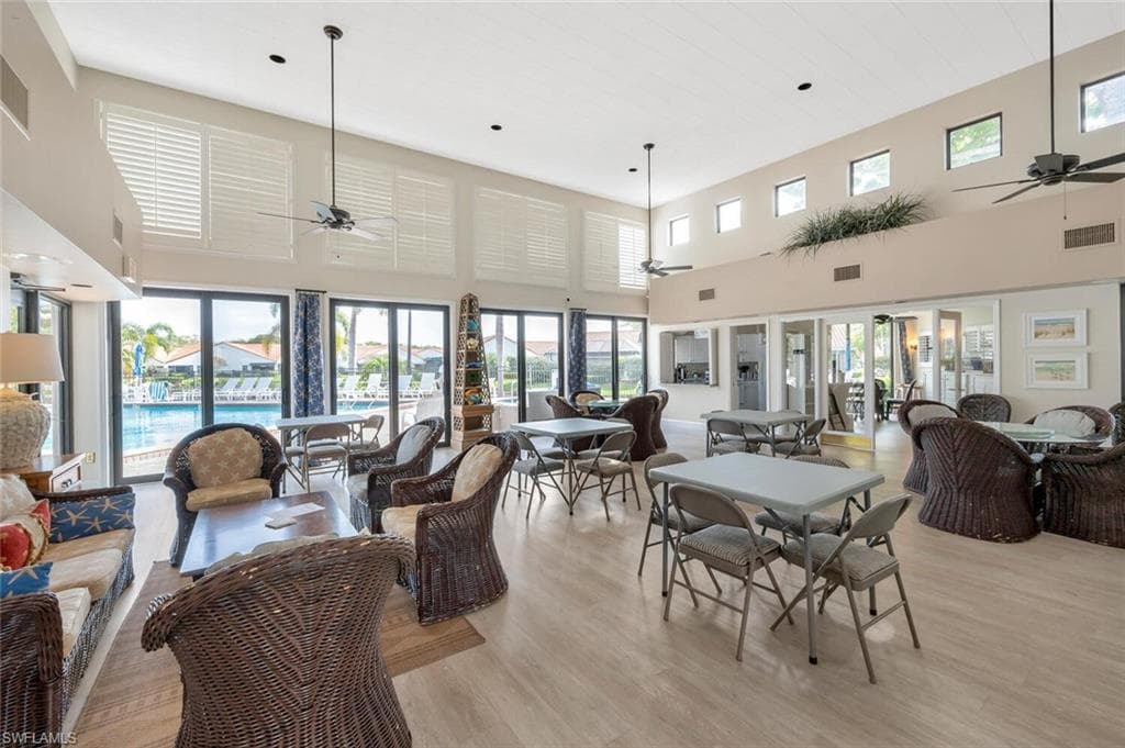 559 Beachwalk CIR U202-28