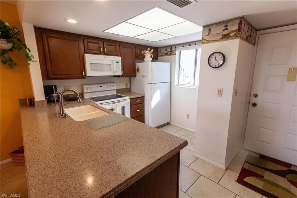 8200 Summerlin Village CIR 101-4
