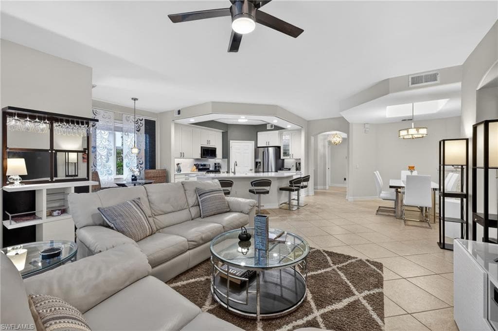 2001 Tarpon Bay DR N 102-1