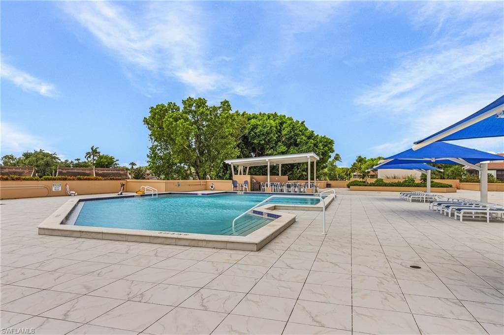 5260 S Landings DR 502-24