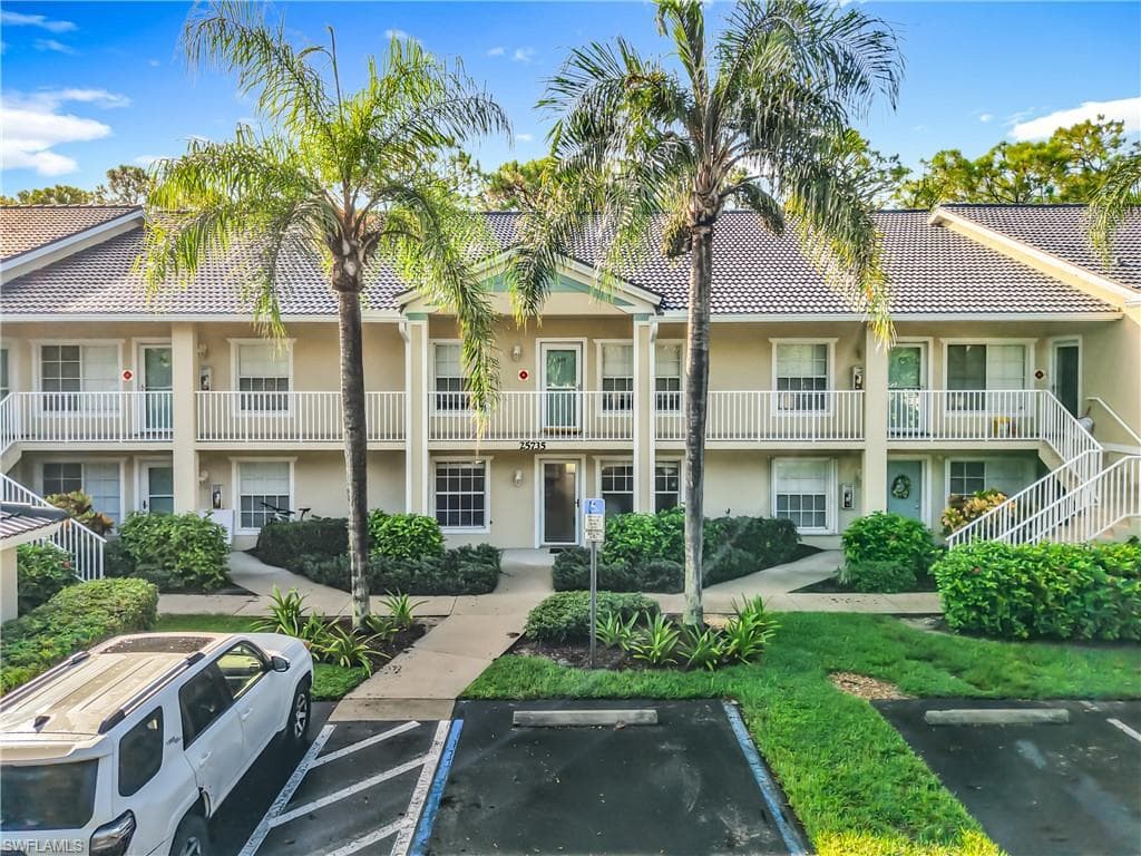 25735 LAKE AMELIA WAY 103-1