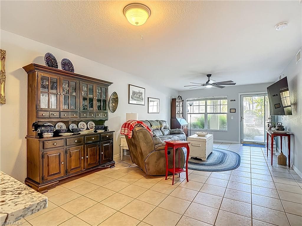 25735 LAKE AMELIA WAY 103-15