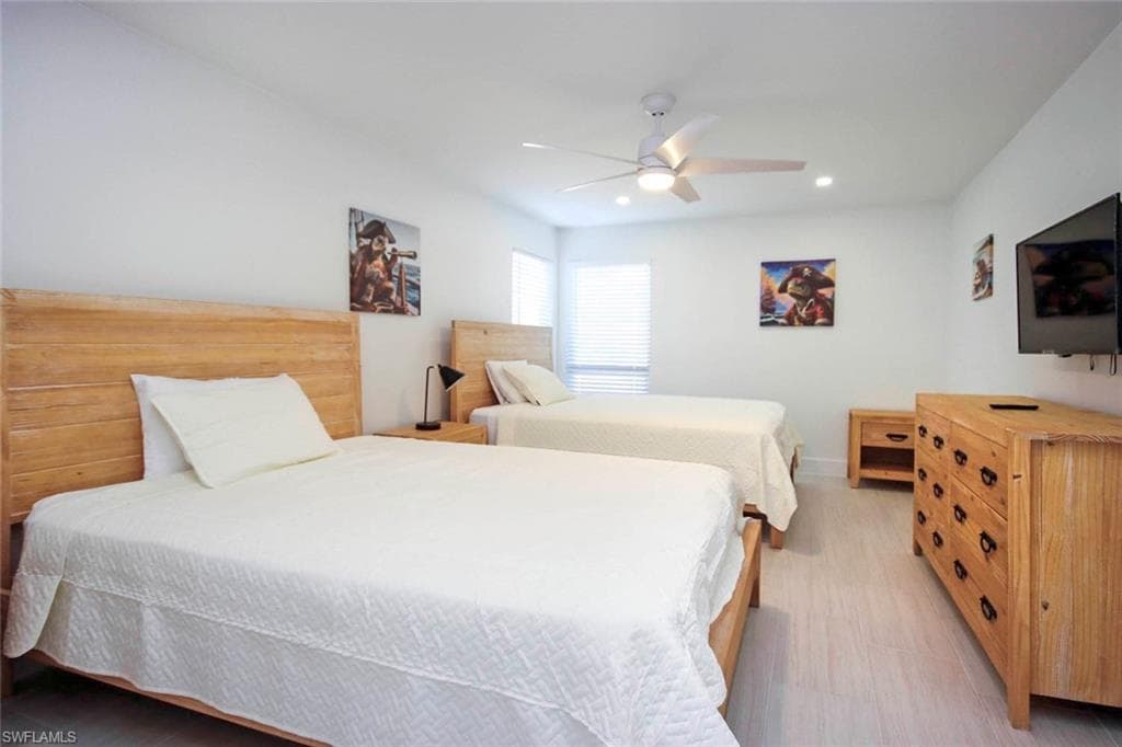 5117 Sea Bell RD E103-20
