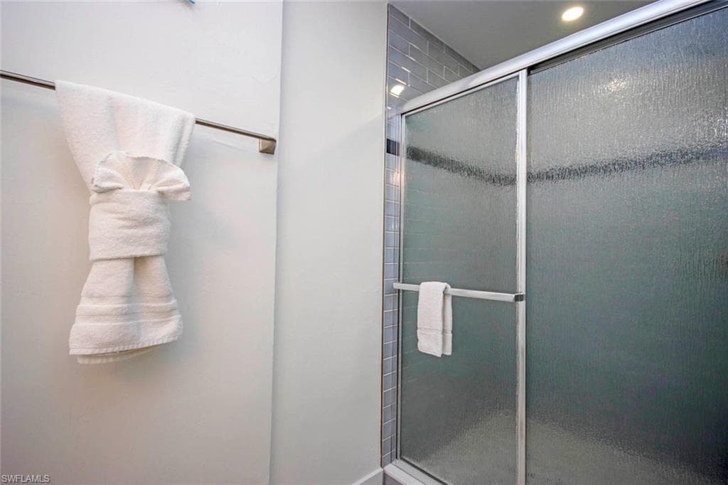 5117 Sea Bell RD E103-24
