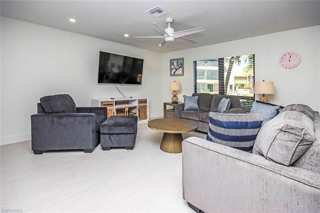 5117 Sea Bell RD E103-4