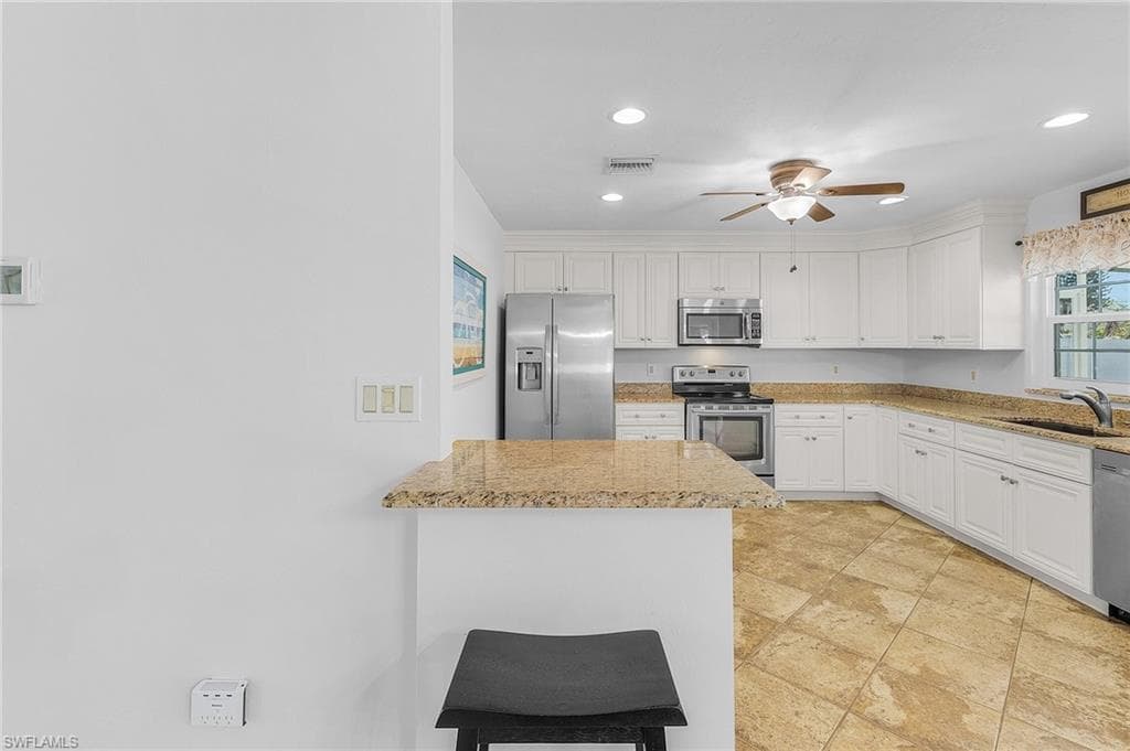 116 1st ST-12