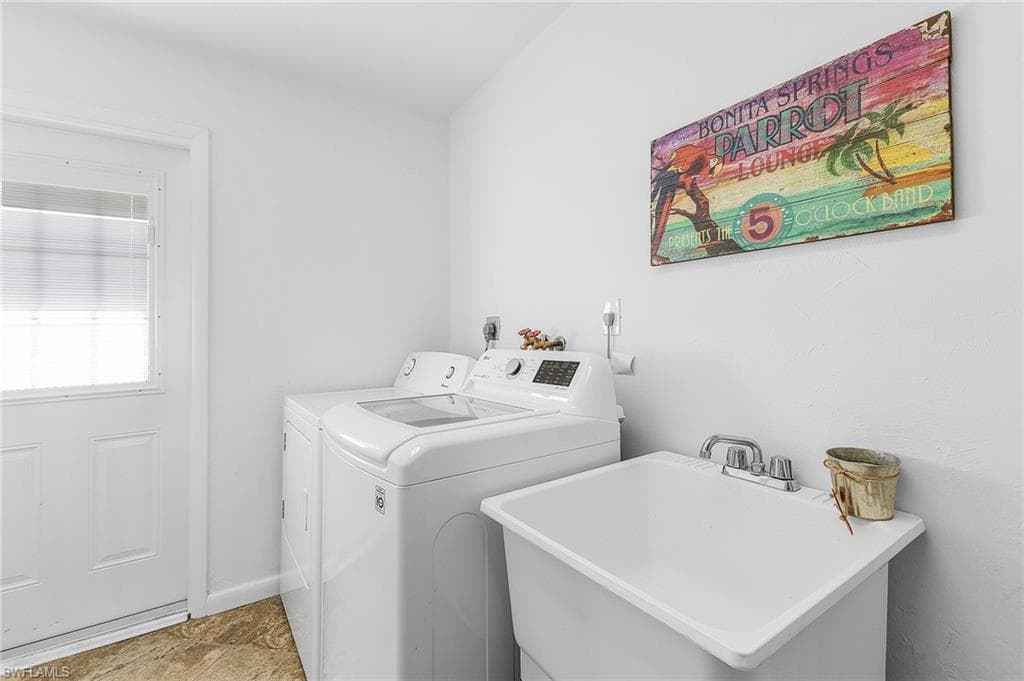 116 1st ST-20