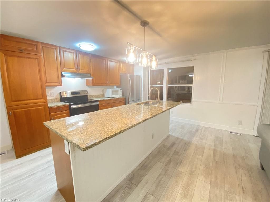 5506 Virginia Dare LN-3