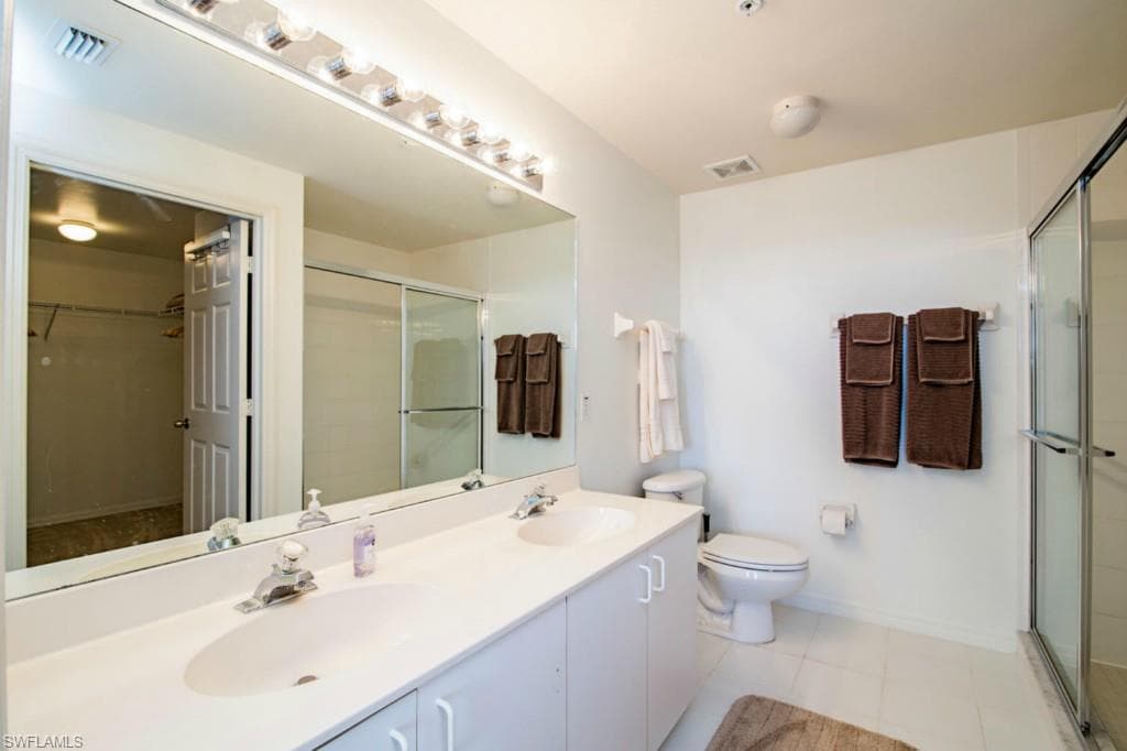 519 Roma CT 3-301-7