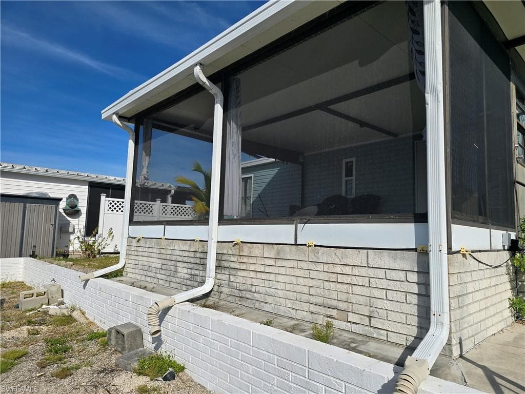 4701 Leilani LN-16