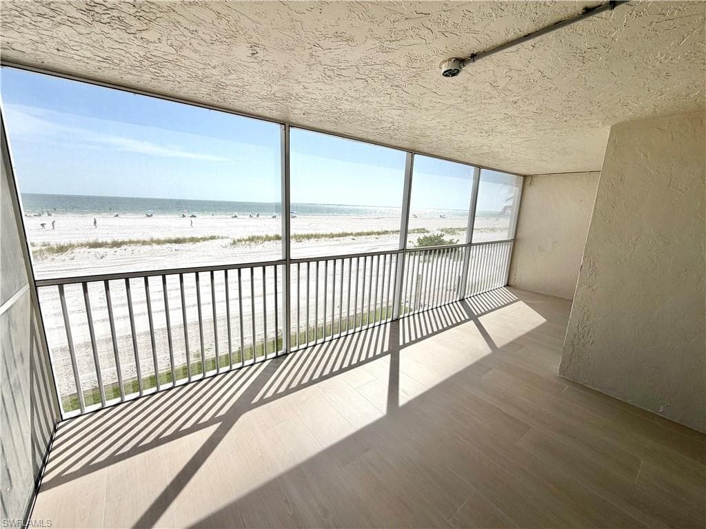 500 Estero BLVD 195-2