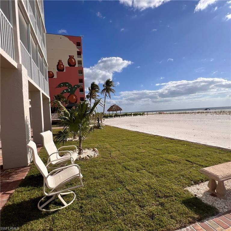 500 Estero BLVD 195-12