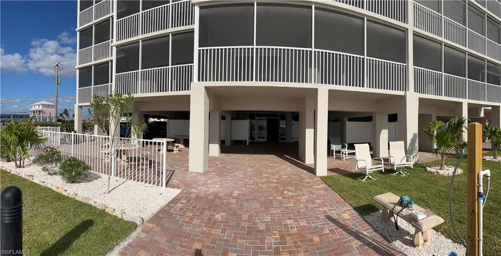 500 Estero BLVD 195-11