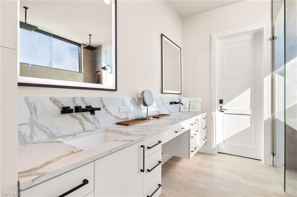 793 San Carlos DR-17