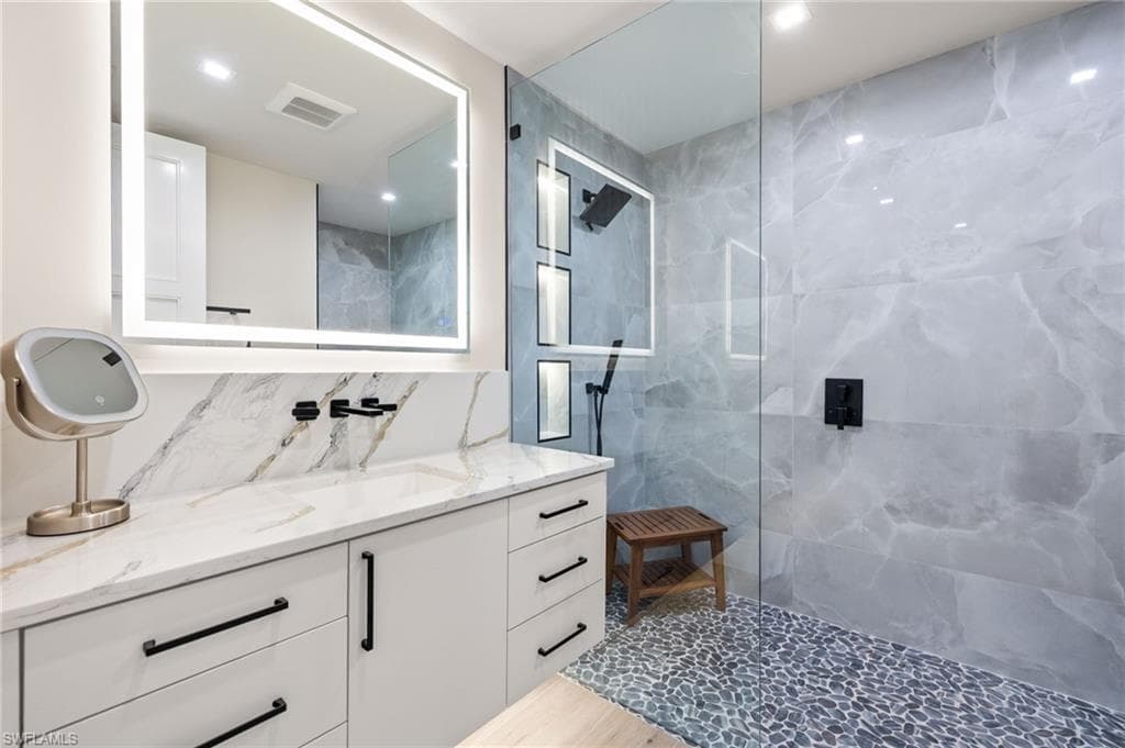 793 San Carlos DR-25