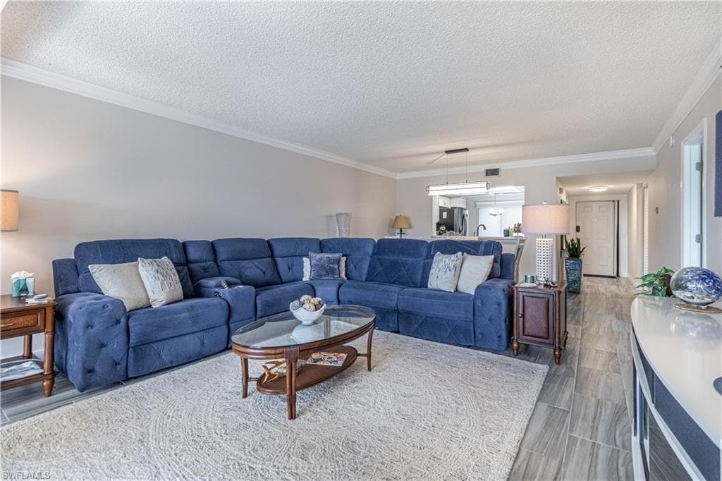 7430 Lake Breeze DR 403-1