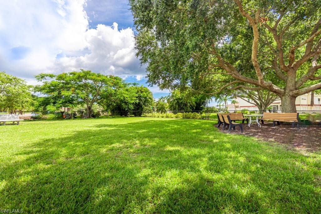 7430 Lake Breeze DR 402-40