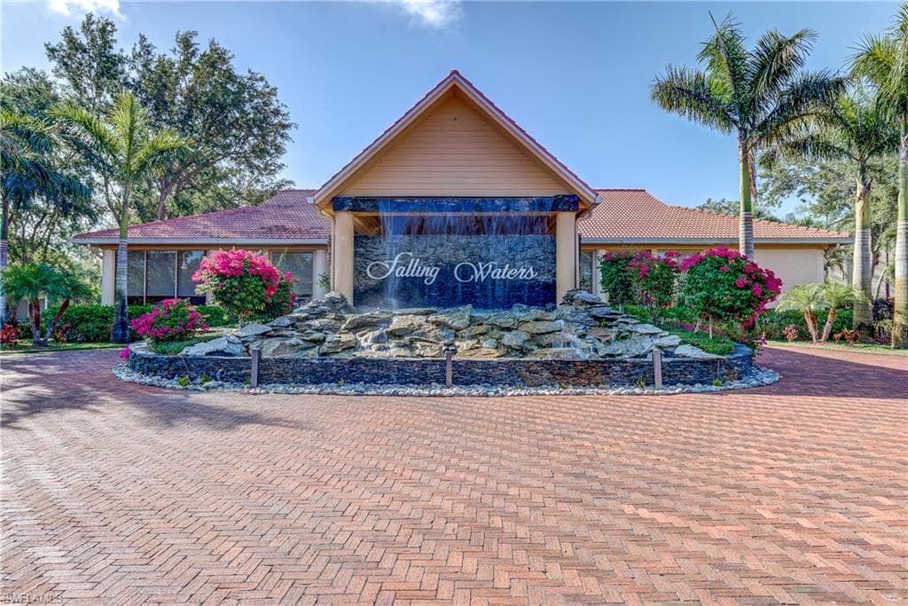 2373 Hidden Lake CT 8110-25
