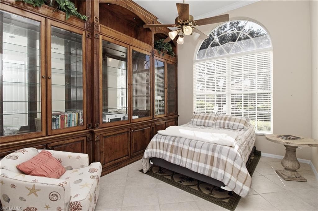 1901 Winding Oaks WAY-16