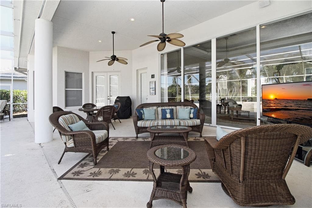 1901 Winding Oaks WAY-21