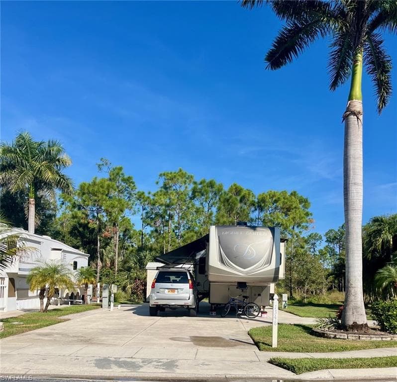 1348 Diamond Lake CIR-2