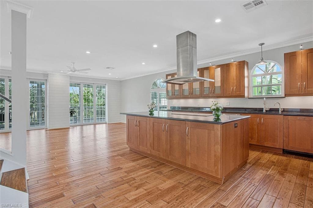 3798 Cracker WAY-10