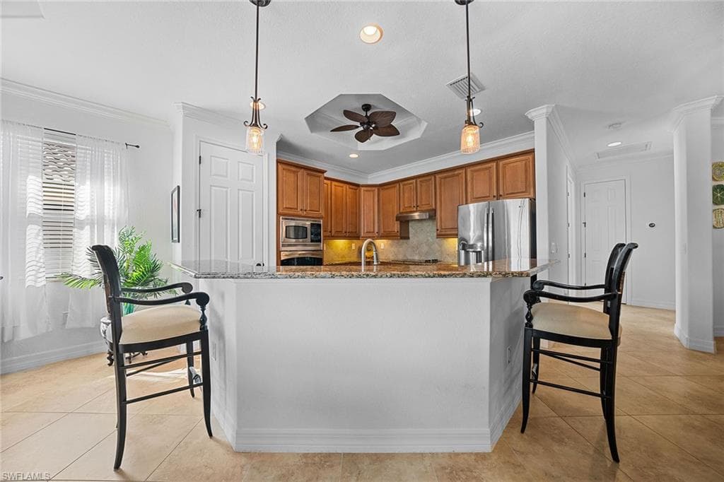 12504 Fenhurst WAY-13