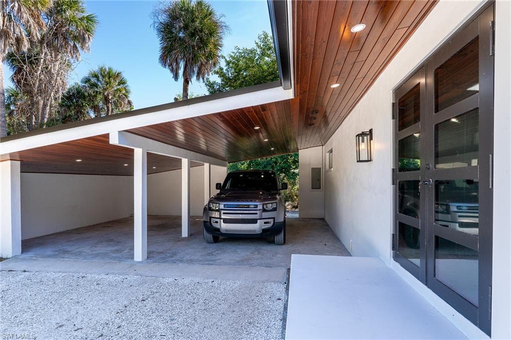 5801 Sanibel Captiva RD-15