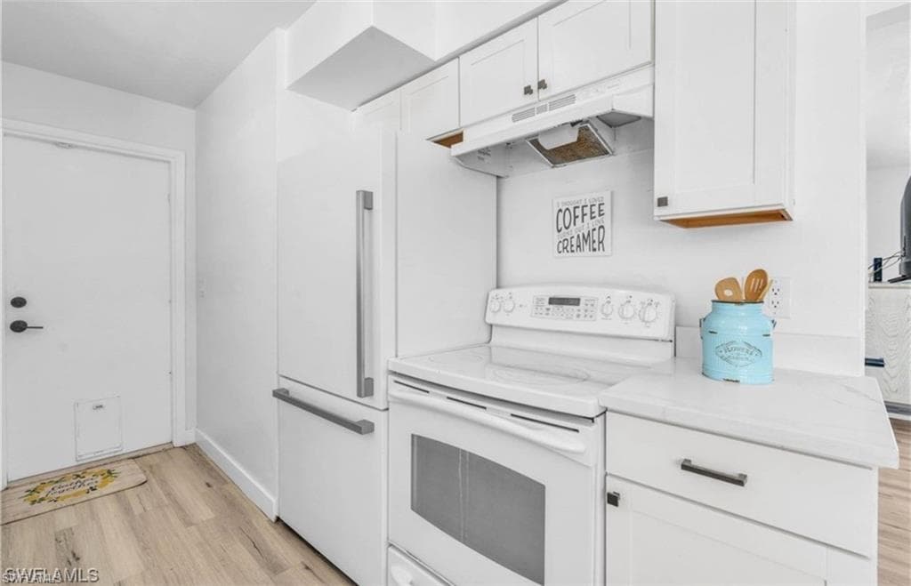 1661 Coronado RD-39