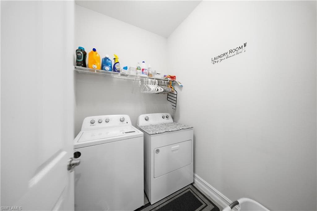 1074 Enbrook LOOP-23