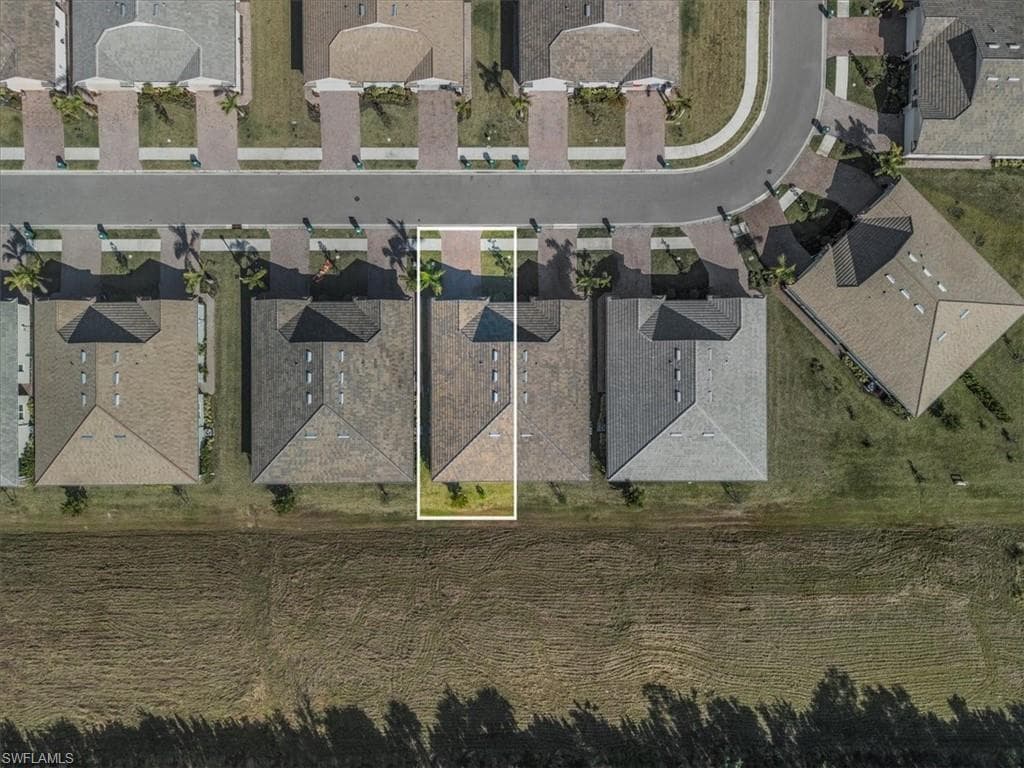 1074 Enbrook LOOP-26