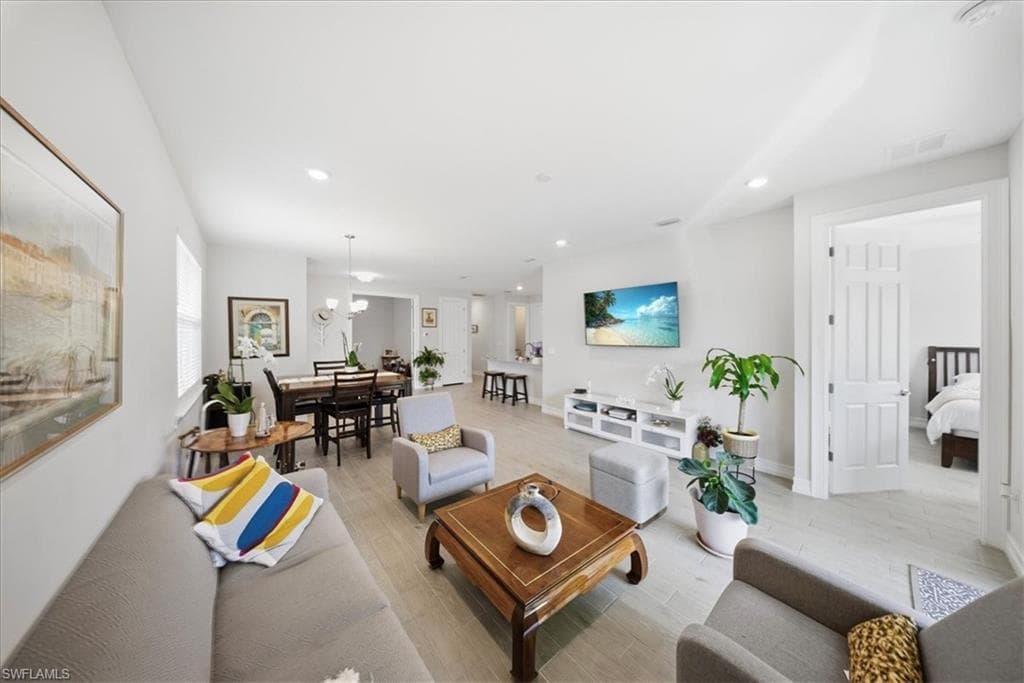 1074 Enbrook LOOP-15
