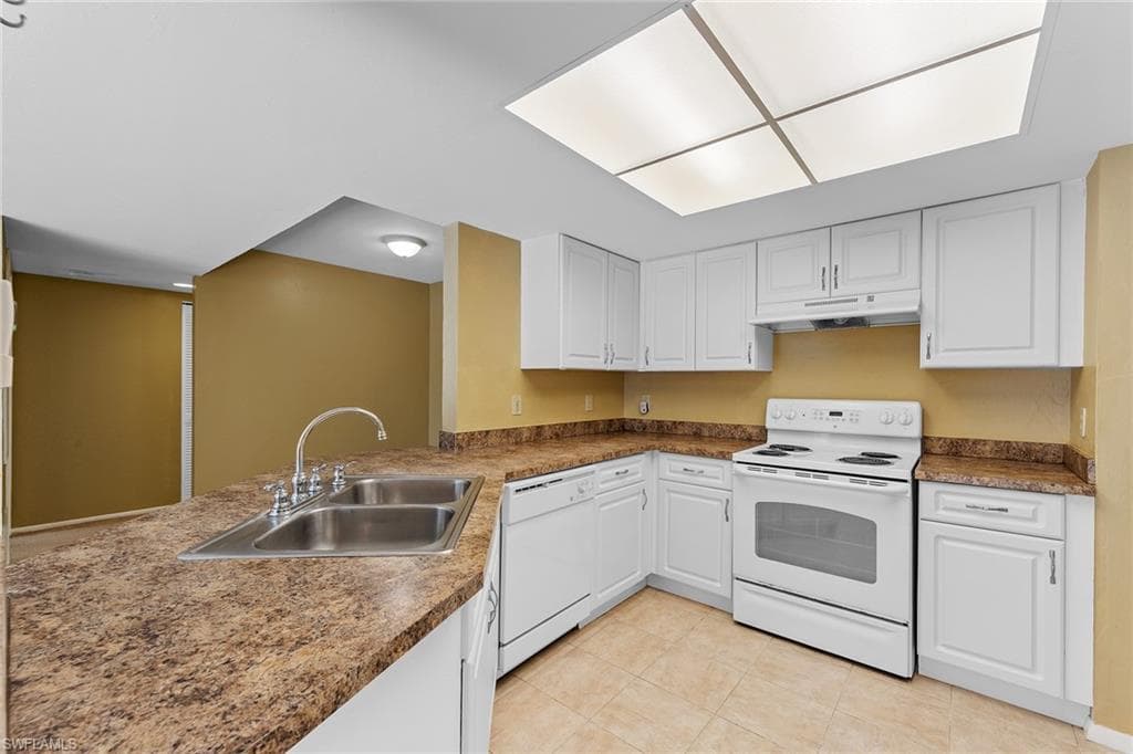 3170 Seasons WAY 807-9