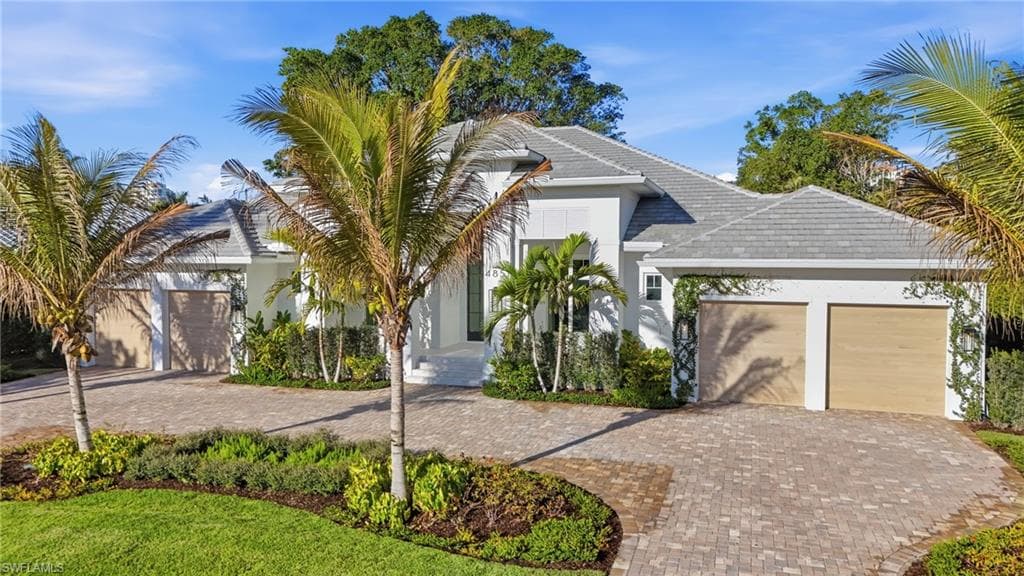 4851 Crayton RD-33