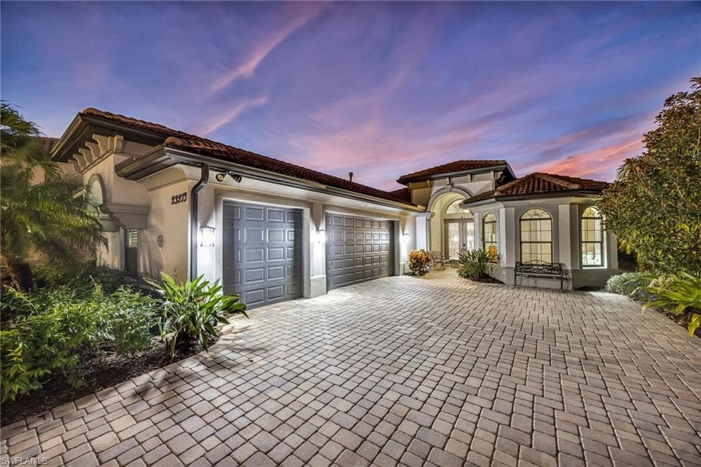 23273 Salinas WAY-43