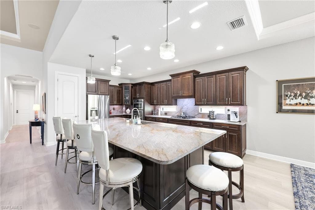 23273 Salinas WAY-9