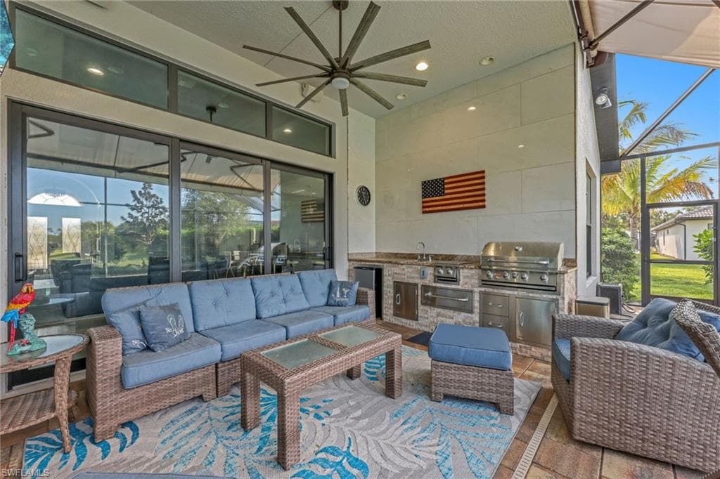 23273 Salinas WAY-33