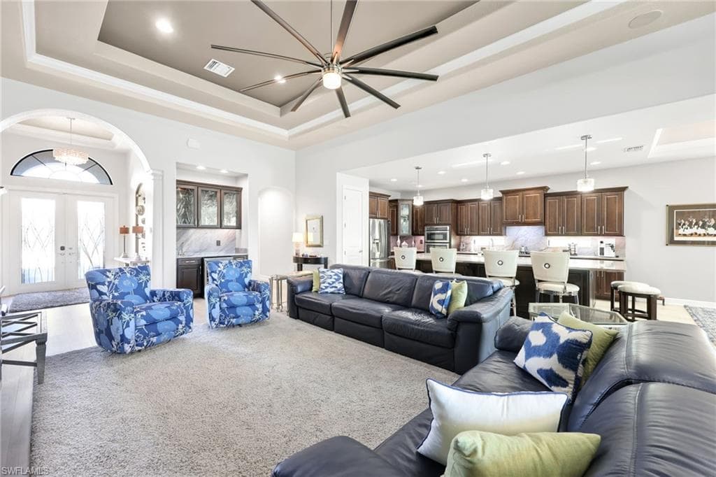 23273 Salinas WAY-8