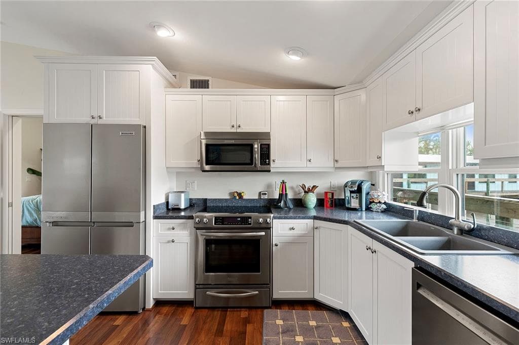 611 Palm AVE H36-14