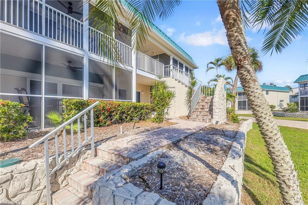 827 E Gulf DR K8-6