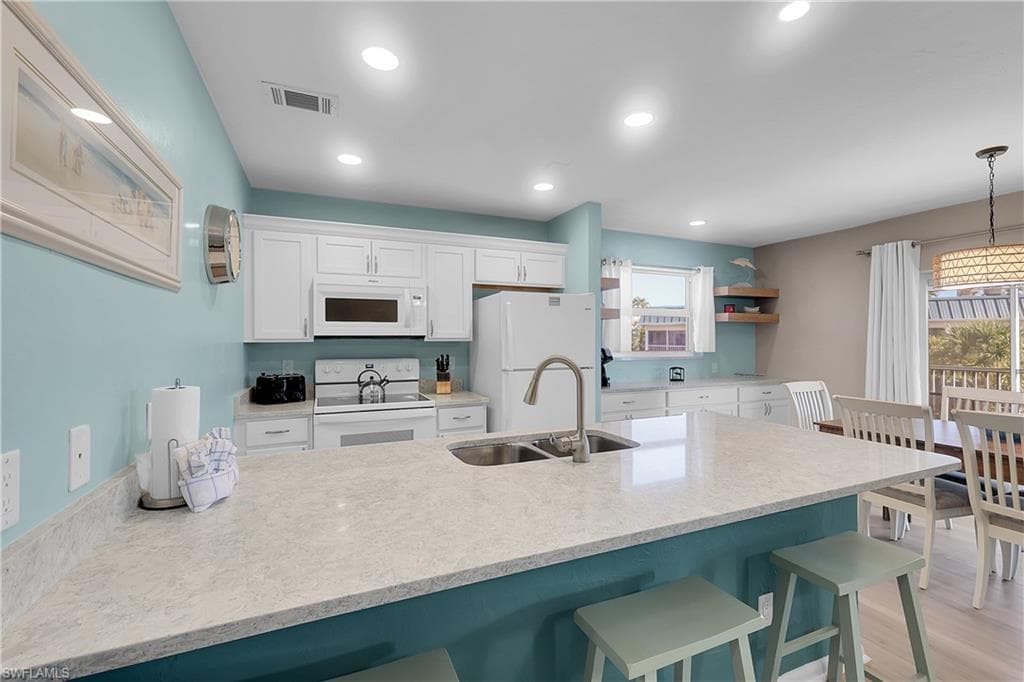 827 E Gulf DR K8-14