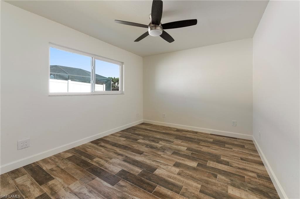 4548 Gulf AVE-23