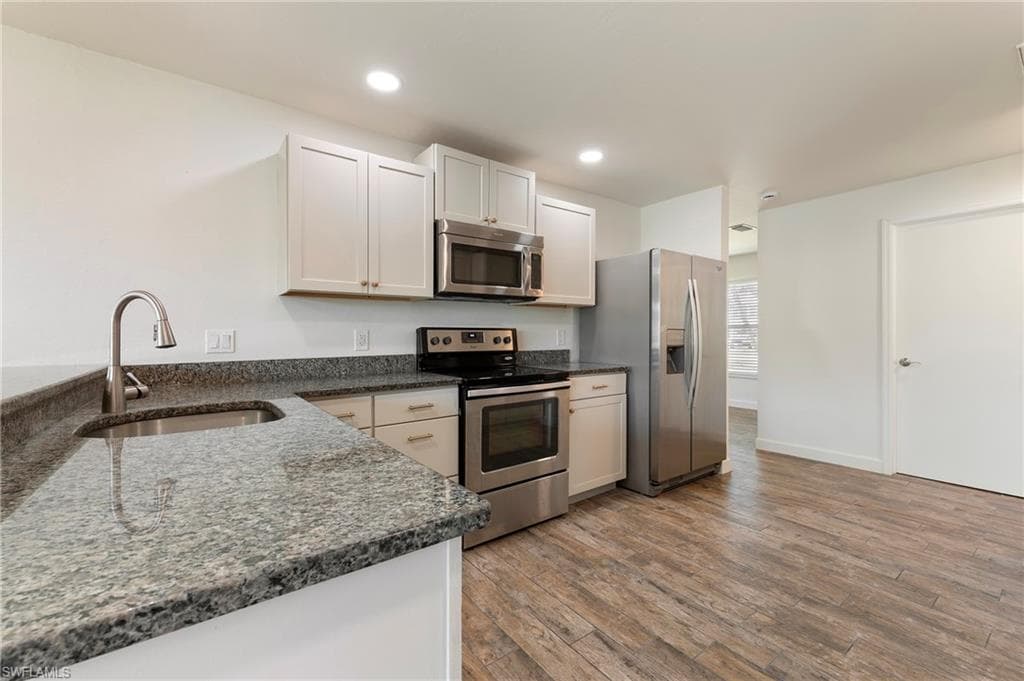 4548 Gulf AVE-6