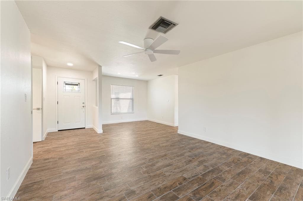 4548 Gulf AVE-14