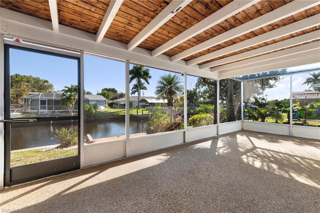 4548 Gulf AVE-31
