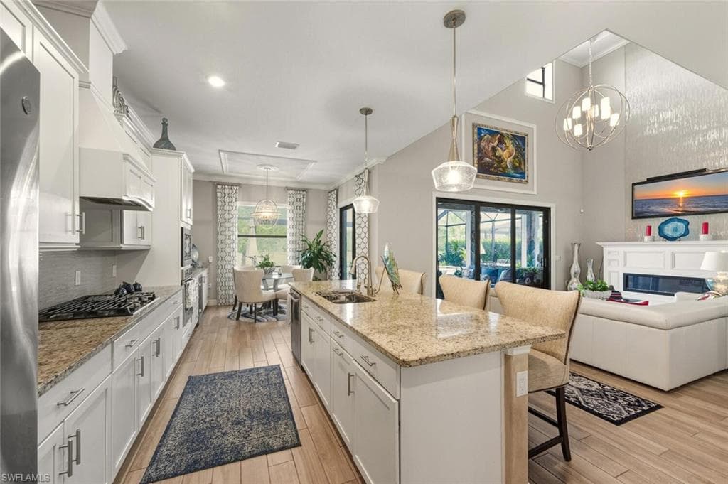 2115 Antigua LN-17