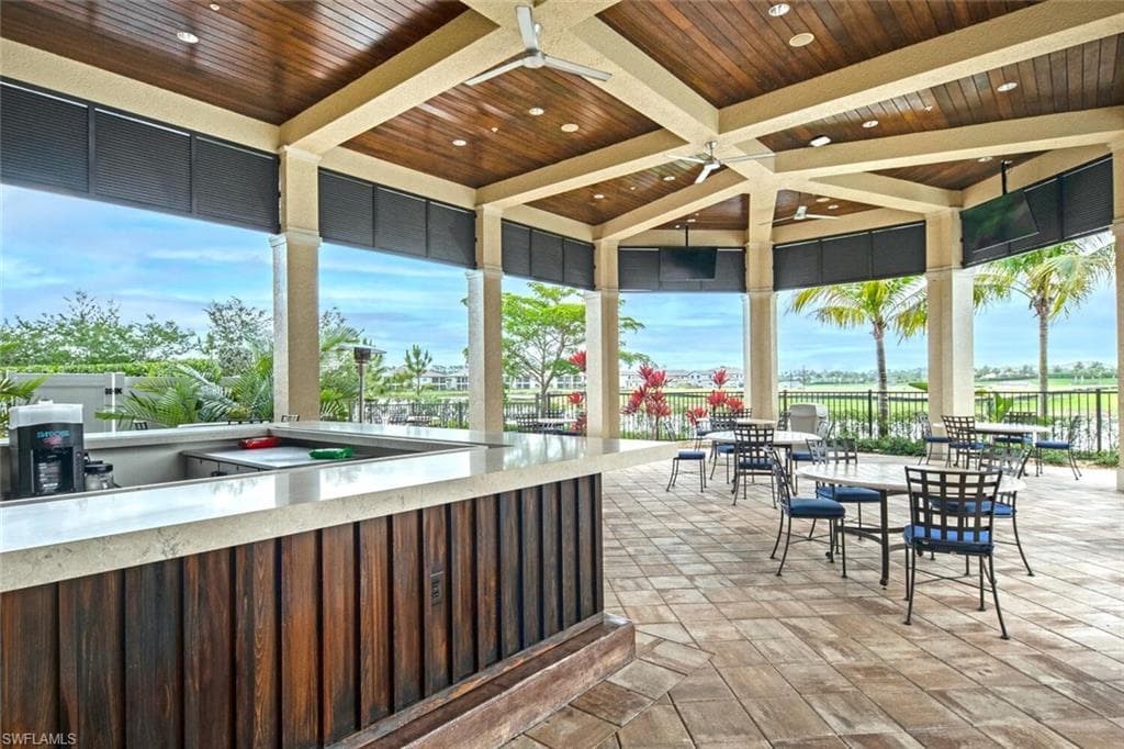 2115 Antigua LN-41