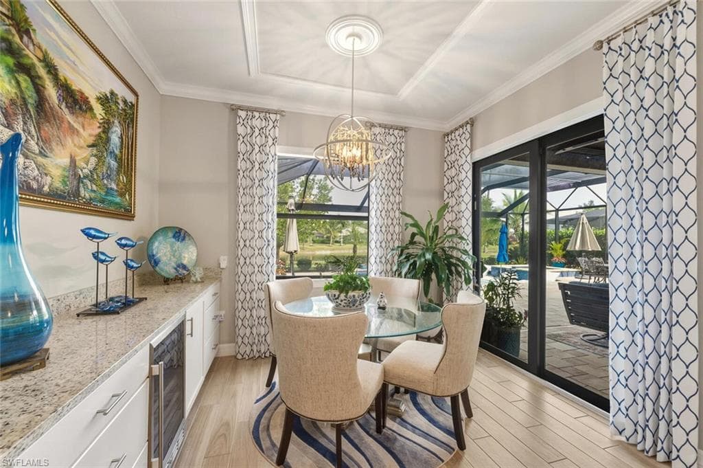 2115 Antigua LN-15