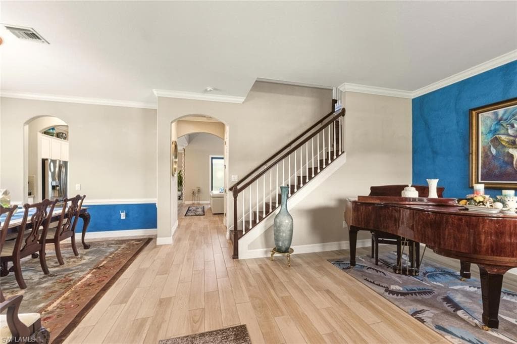 2115 Antigua LN-11