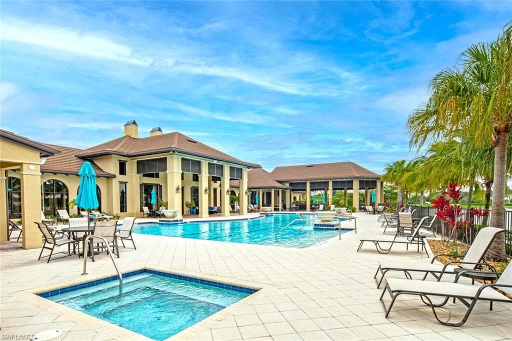 2115 Antigua LN-40